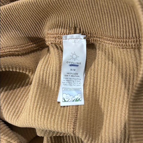 Aerie Tan Ribbed Shorts - Picture 3 of 4